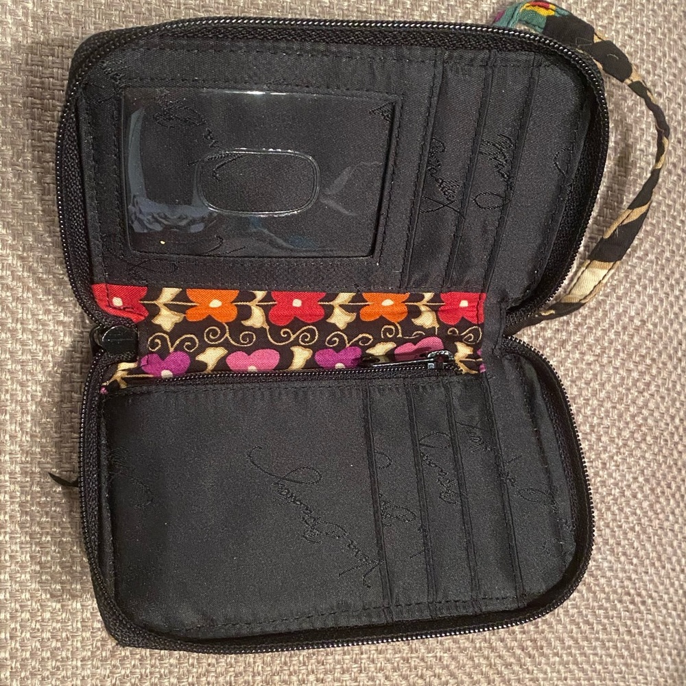 VERA BRADLEY Wristlet Wallet - Picture 3 of 6